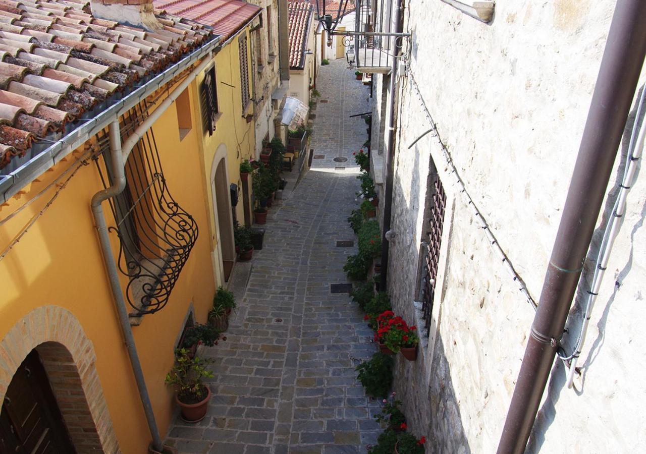 Bed and Breakfast Il Casale Del Borgo Cancellara Екстер'єр фото